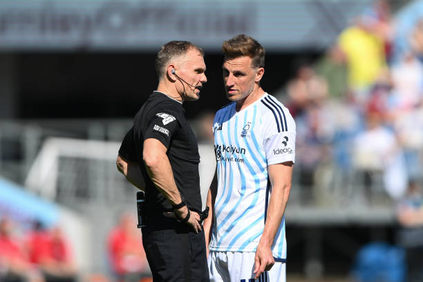 击手也成为 击手也成为