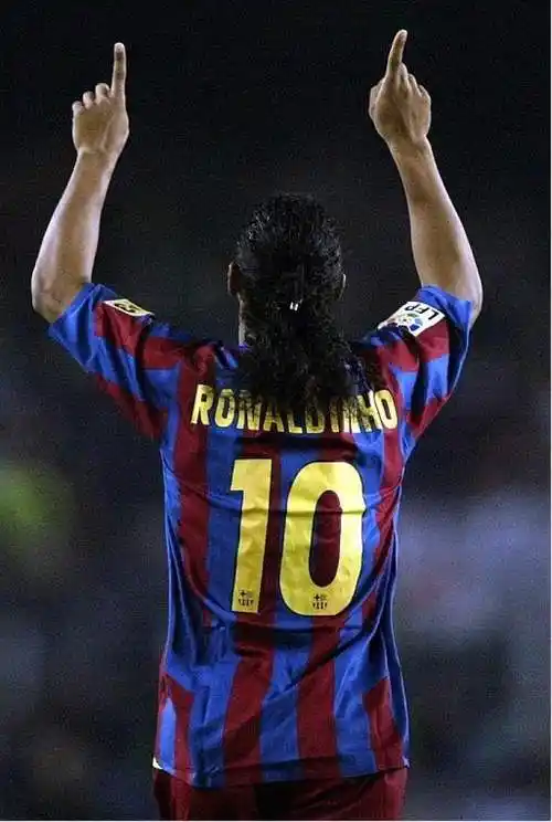 后防线和灵 后防线和灵