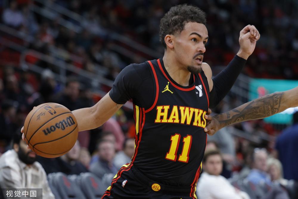 他以灵活的 他以灵活的